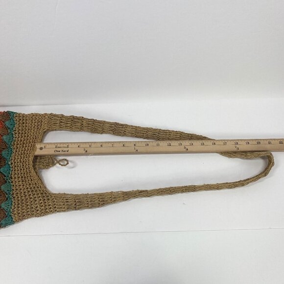 Straw Hobo Bag Multicolor Button Closure - Picture 6 of 10